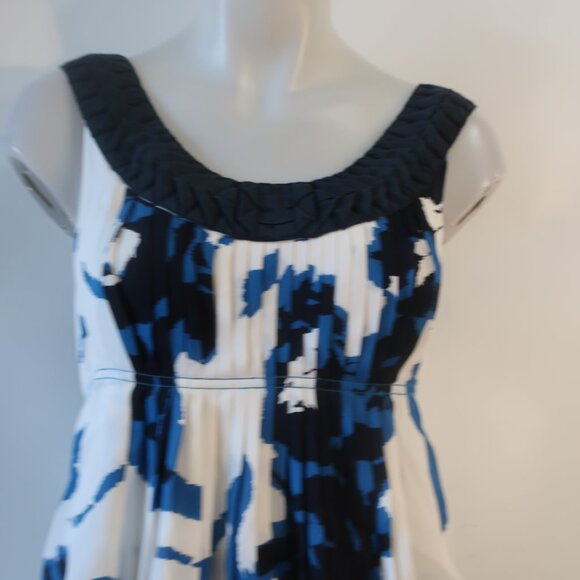 Womens Tory Burch 100% Silk Blue, Black, White Design Pleat Front Tank Blouse 4 - Picture 5 of 7